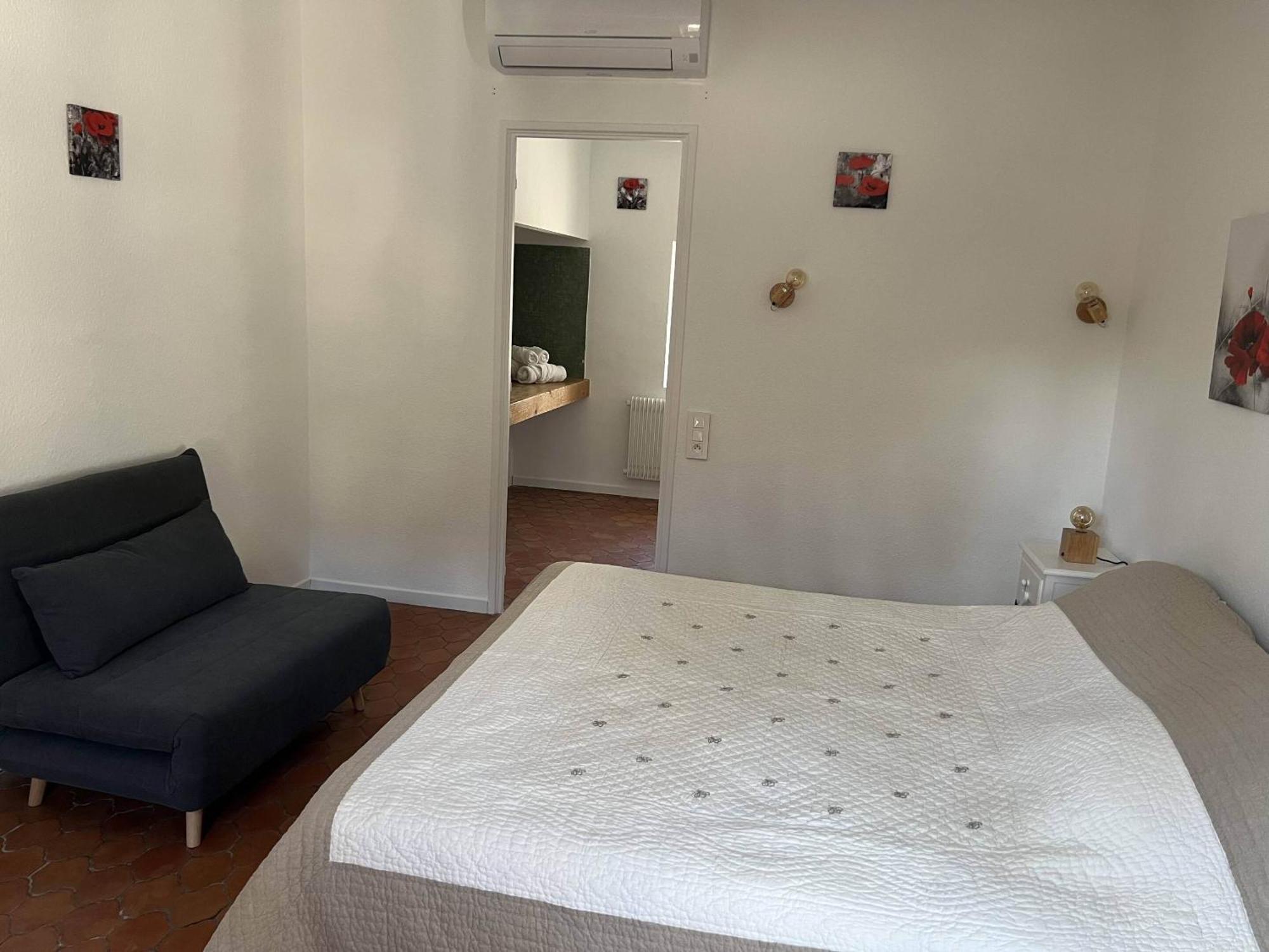 Bed and Breakfast La Figuiere Fontaine De Vaucluse Экстерьер фото
