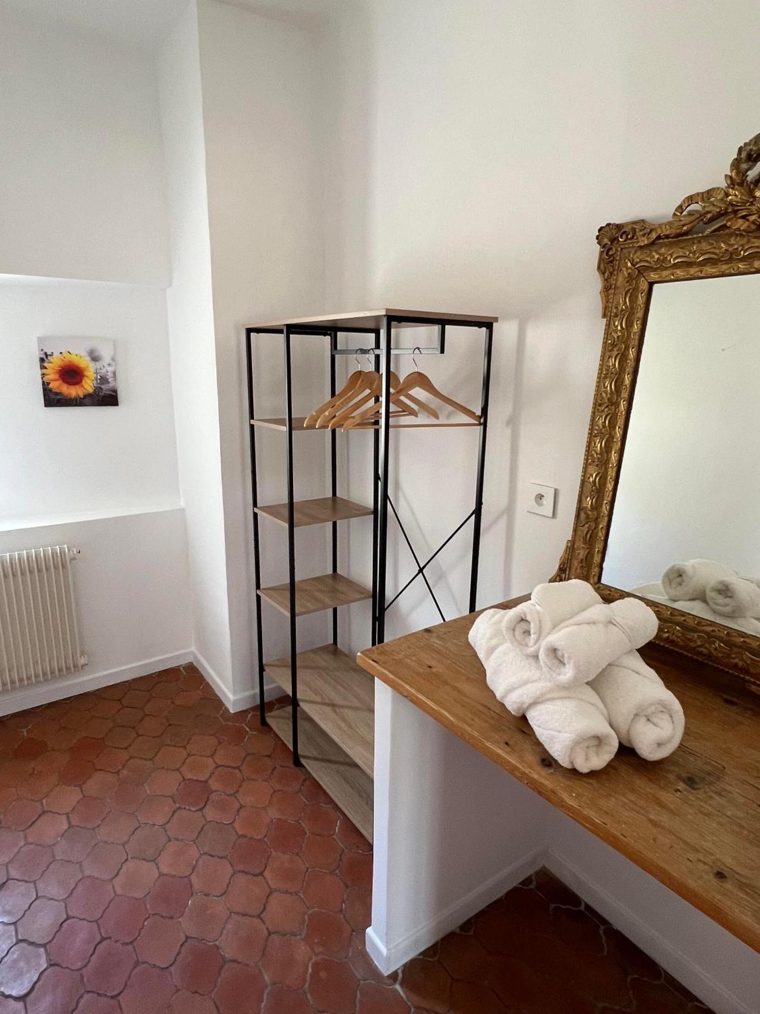 Bed and Breakfast La Figuiere Fontaine De Vaucluse Экстерьер фото