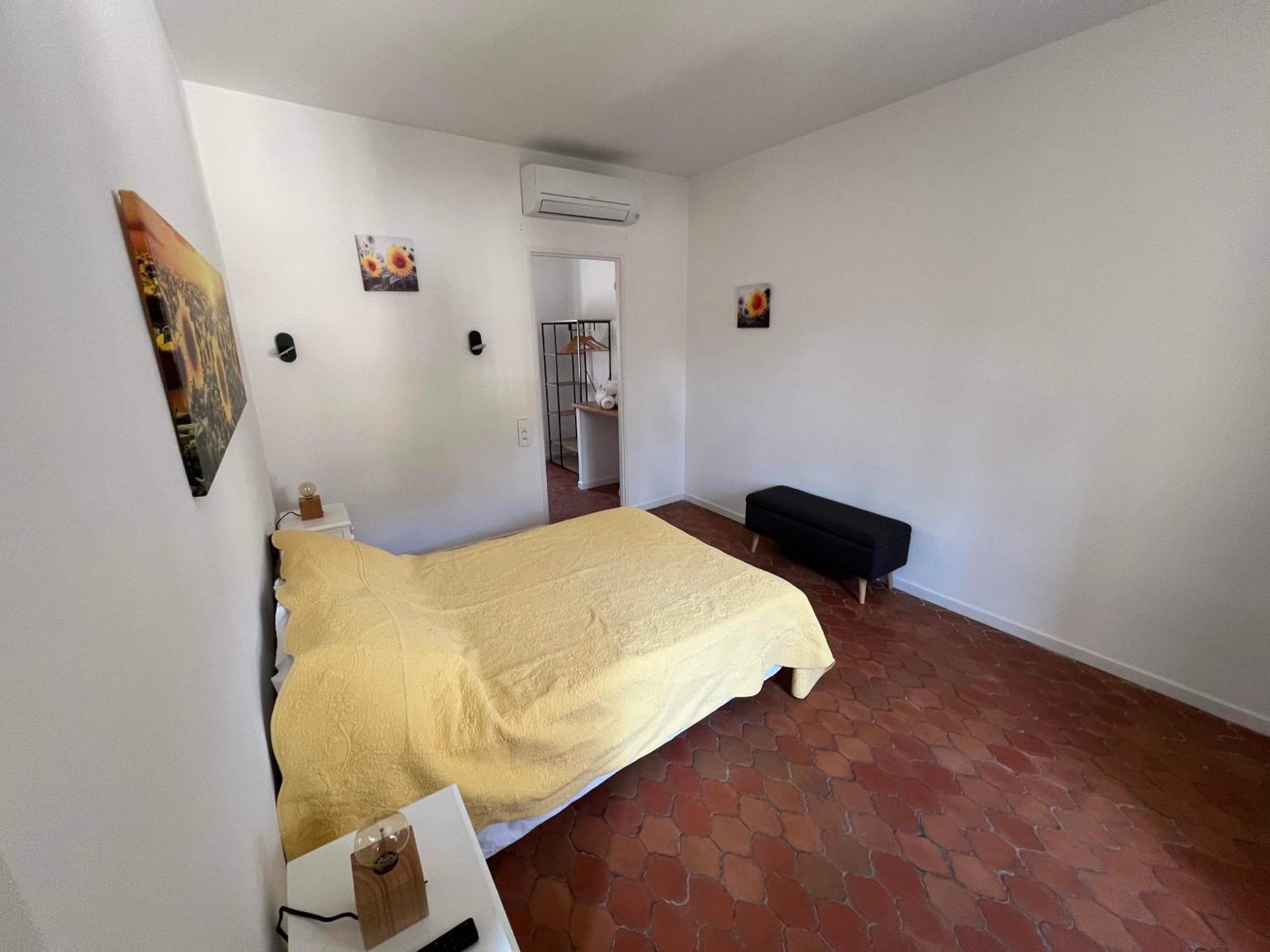 Bed and Breakfast La Figuiere Fontaine De Vaucluse Экстерьер фото